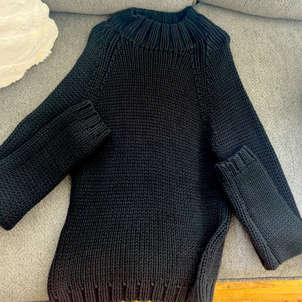 🚫SOLD🚫 J. crew Classic Sweater from 2003